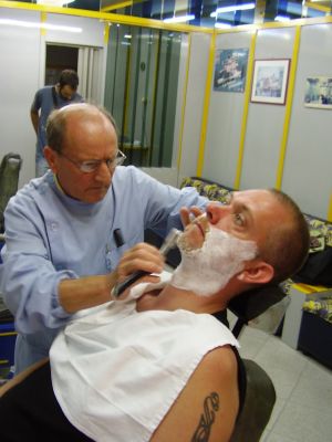 Bij de kapper in Agrigento
